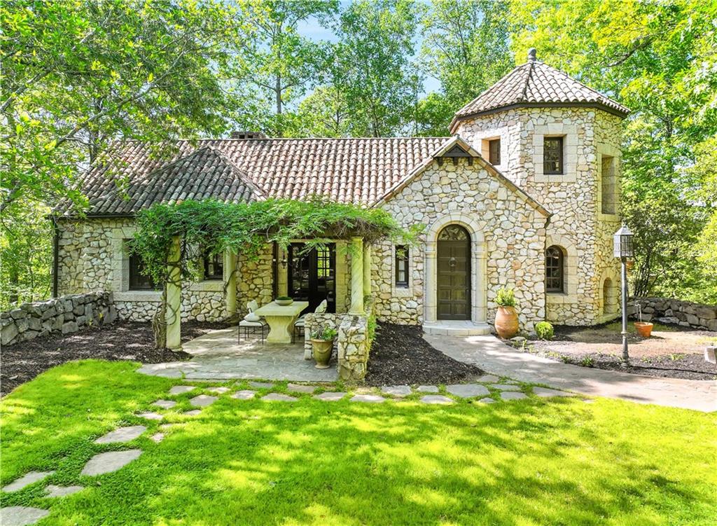 2100 West Wesley Road