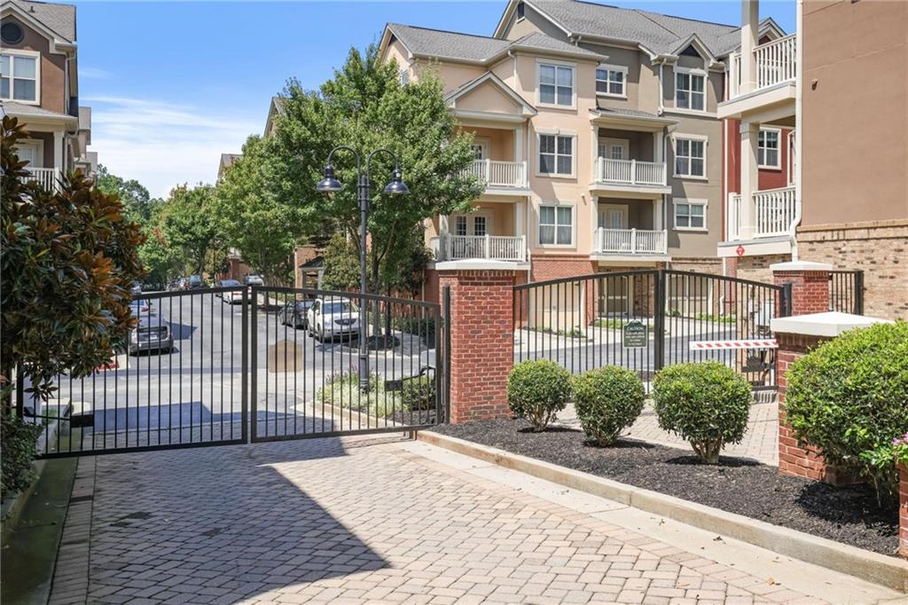 1132 Perimeter Walk
