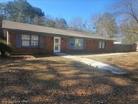 Homes For Sale - 735 S Carter Drive<br/> Jonesboro, GA 30236