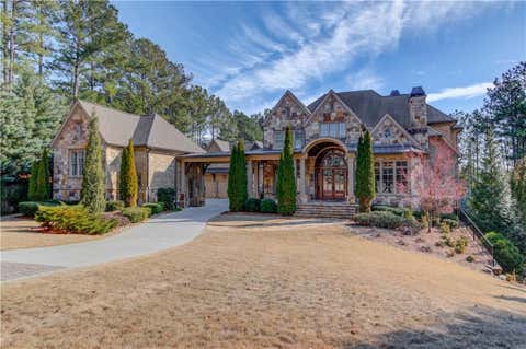 Homes For Sale - 922 Little Darby Lane<br/> Suwanee, GA 30024