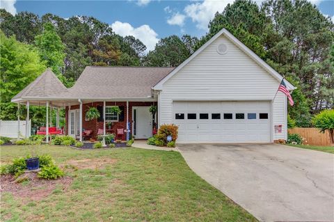 Homes For Sale - 302 Greenleaf Court<br/> Walton County, Loganville, GA 30052