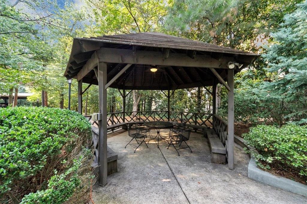 The Habersham Estate - Residential