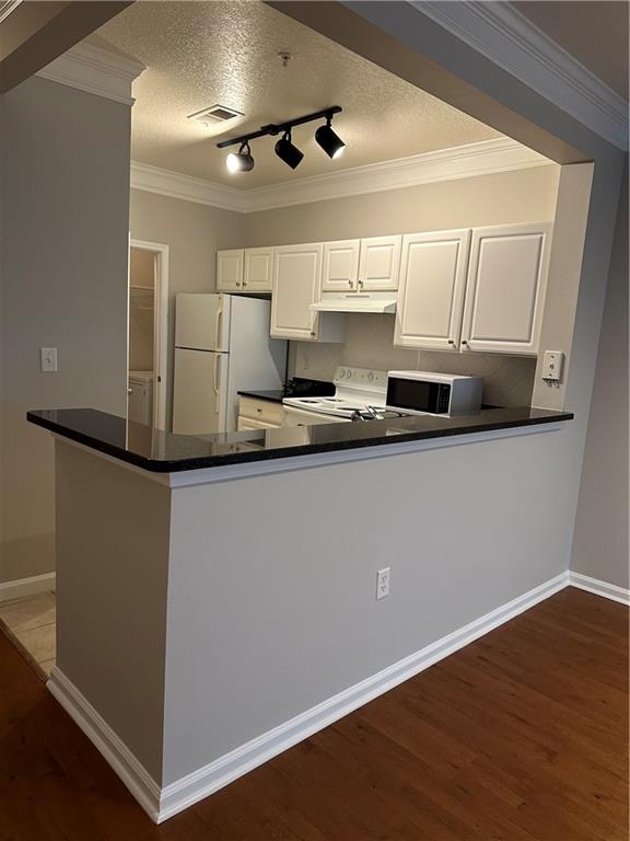 5208 Westchester Ridge NE