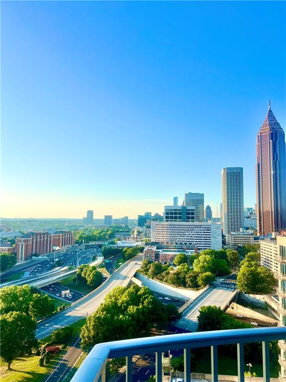 400 W Peachtree Street NW 1804