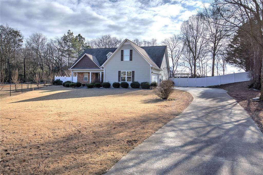 140 Grist Mill Lane SE