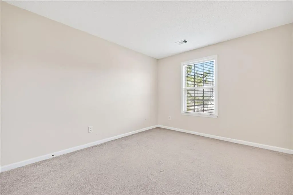 Cumming, Georgia 30040, United States, 3 Bedrooms Bedrooms, ,3 BathroomsBathrooms,Residential,Active,210423