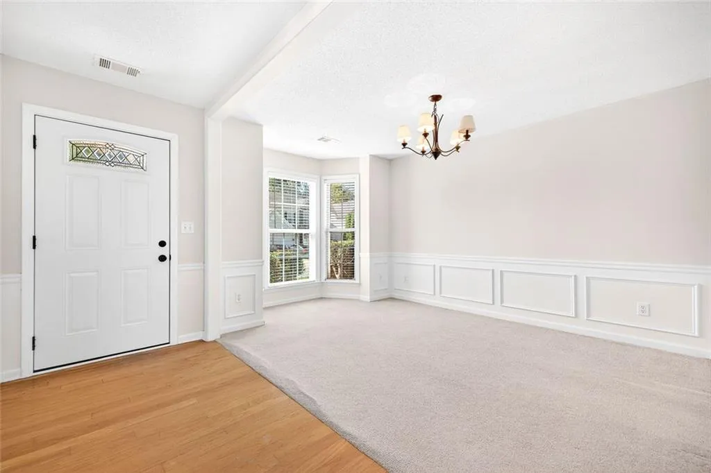 Cumming, Georgia 30040, United States, 3 Bedrooms Bedrooms, ,3 BathroomsBathrooms,Residential,Active,210423