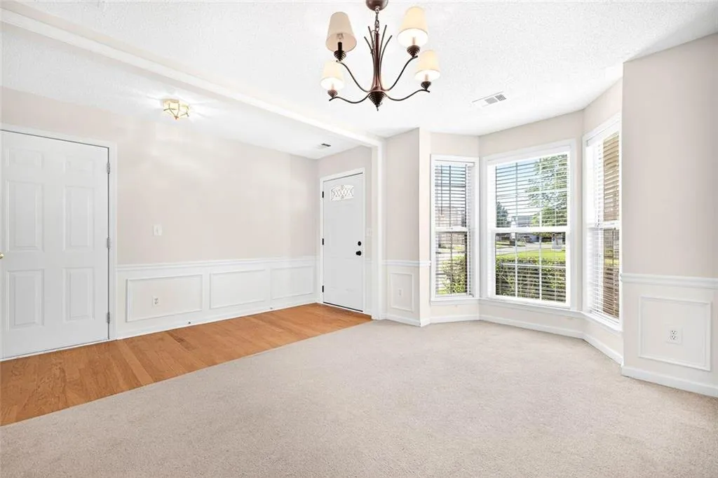 Cumming, Georgia 30040, United States, 3 Bedrooms Bedrooms, ,3 BathroomsBathrooms,Residential,Active,210423