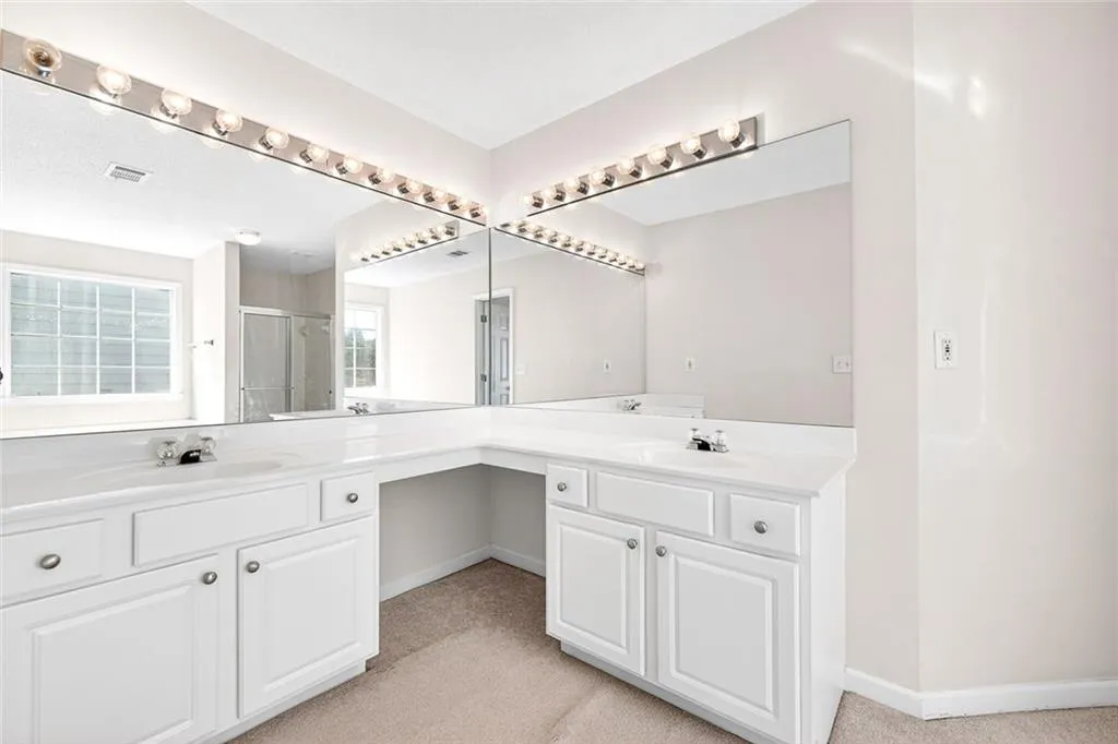 Cumming, Georgia 30040, United States, 3 Bedrooms Bedrooms, ,3 BathroomsBathrooms,Residential,Active,210423