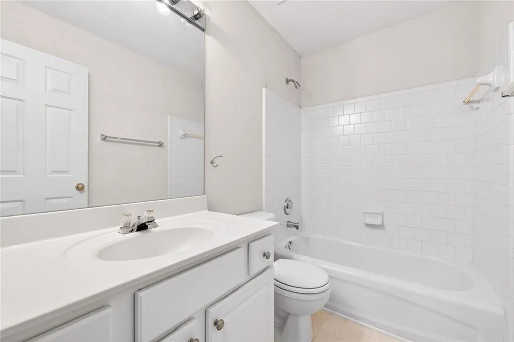 Cumming, Georgia 30040, United States, 3 Bedrooms Bedrooms, ,3 BathroomsBathrooms,Residential,Active,210423