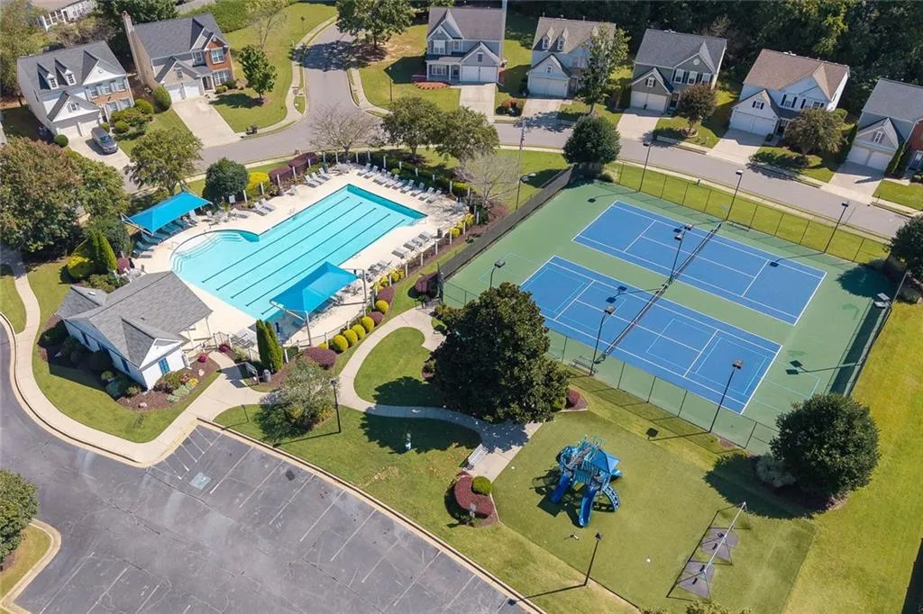 Cumming, Georgia 30040, United States, 3 Bedrooms Bedrooms, ,3 BathroomsBathrooms,Residential,Active,210423