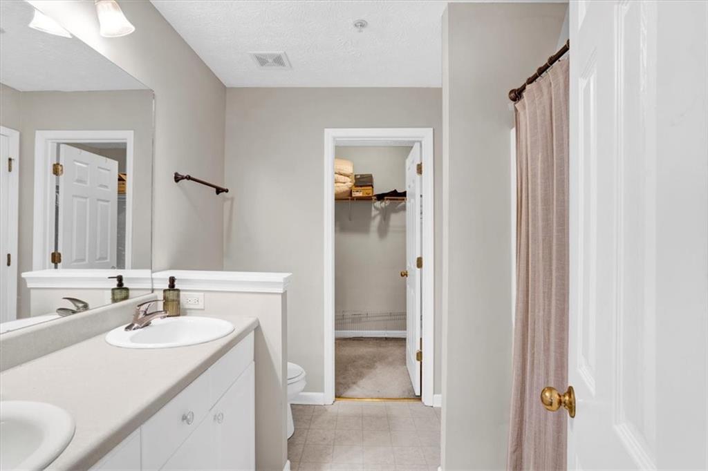 Creekwood Commons - Residential