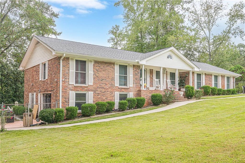 7063 NW Pleasant Drive N