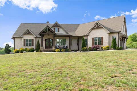 Homes For Sale - 5760 Kanady Road<br/> Murrayville, GA 30564