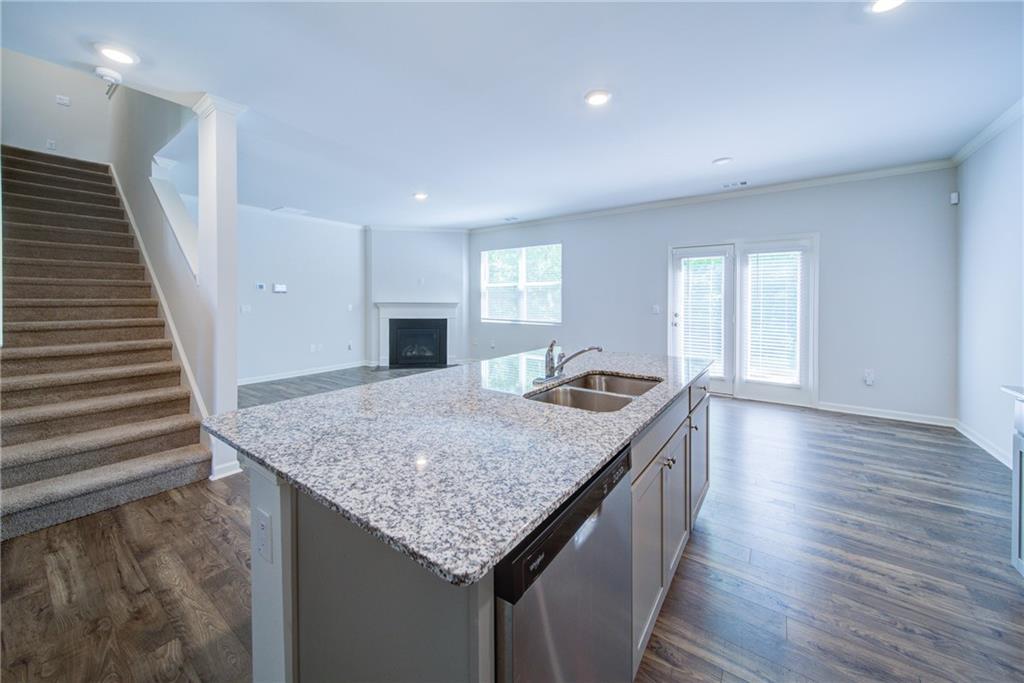 4882 Golden Finch Lane SW