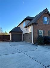 Hickory Manor - Residential Lease
