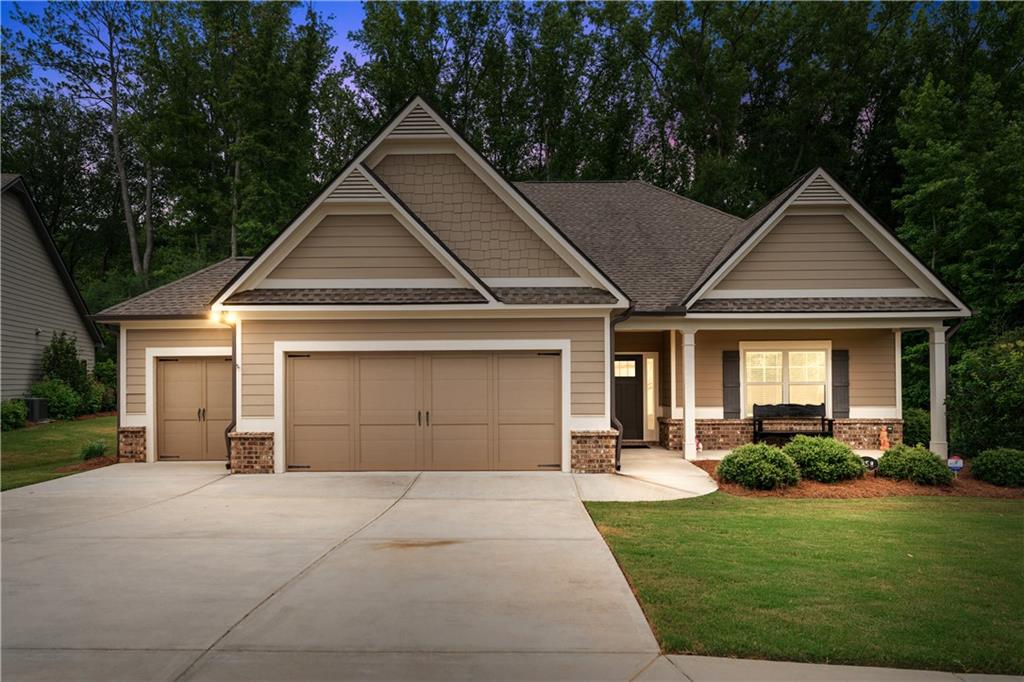958 High Shoal Drive