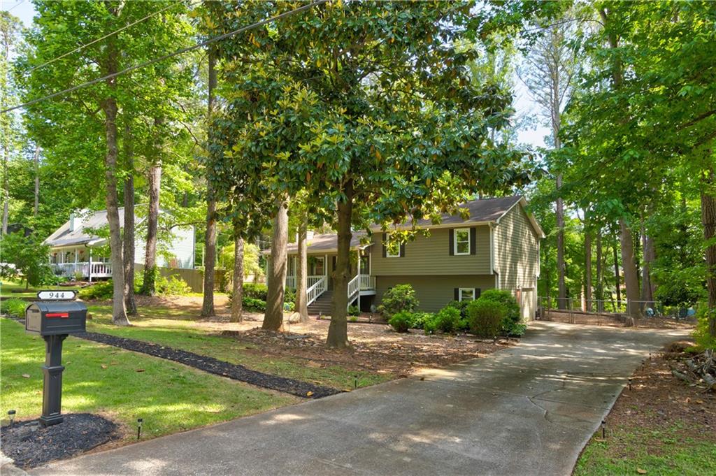 944 Hardy Circle, Dallas, Georgia image 3