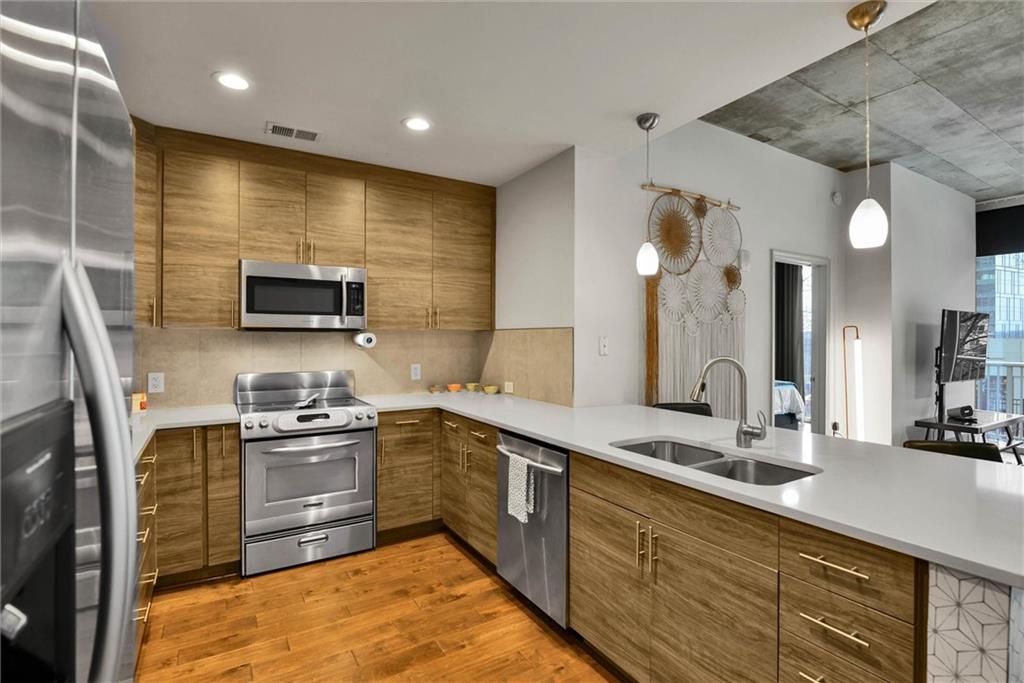 950 W Peachtree Street NW 701