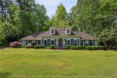 Photo of 3384 Pine Meadow Road NW, Atlanta, GA 30327 (MLS # 7737599)
