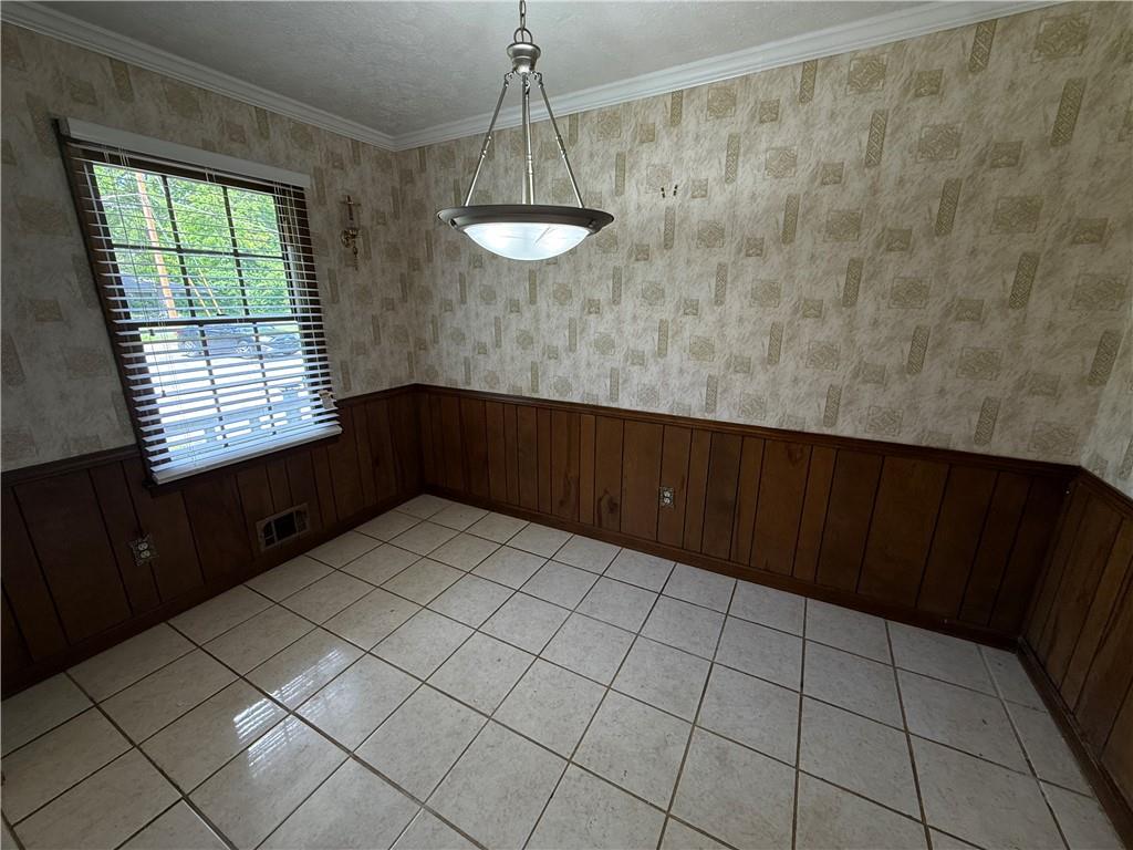 237 Sandra Drive, Lilburn, Georgia image 4
