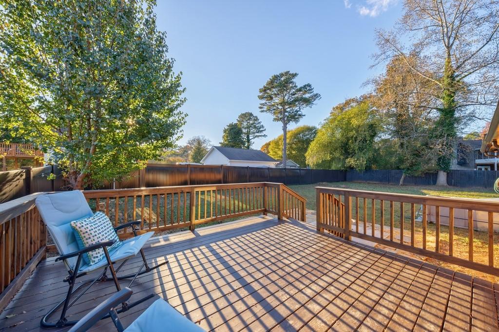 923 Pine Circle, Woodstock, Georgia image 6