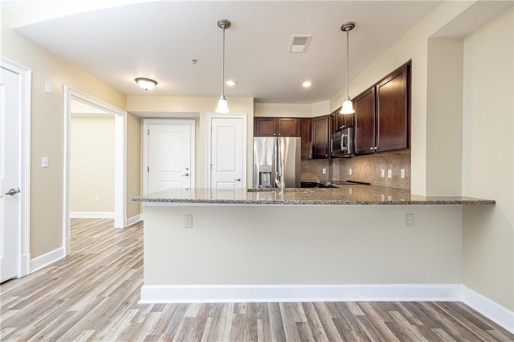 200 River Vista Drive 506