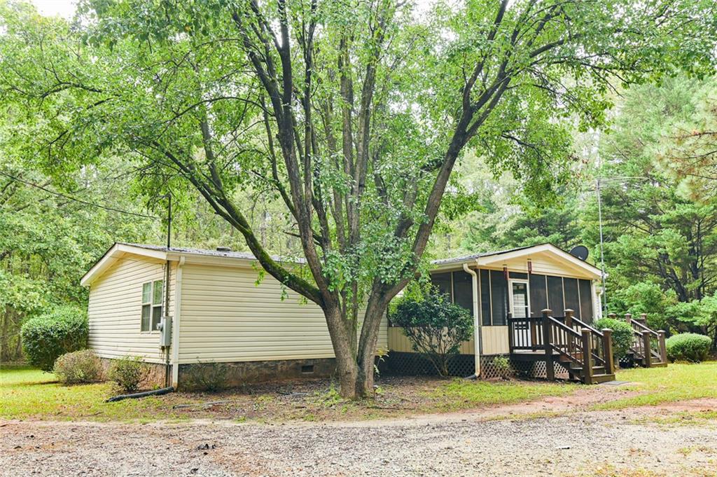 1051 Longwood Drive
