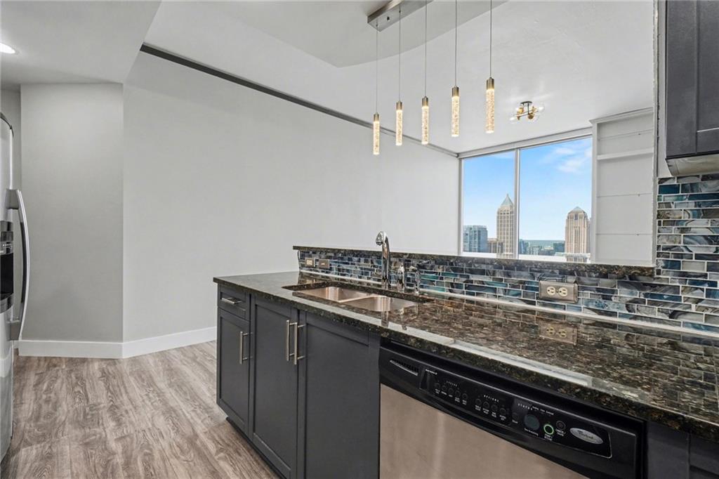 855 Peachtree Street NE 2906