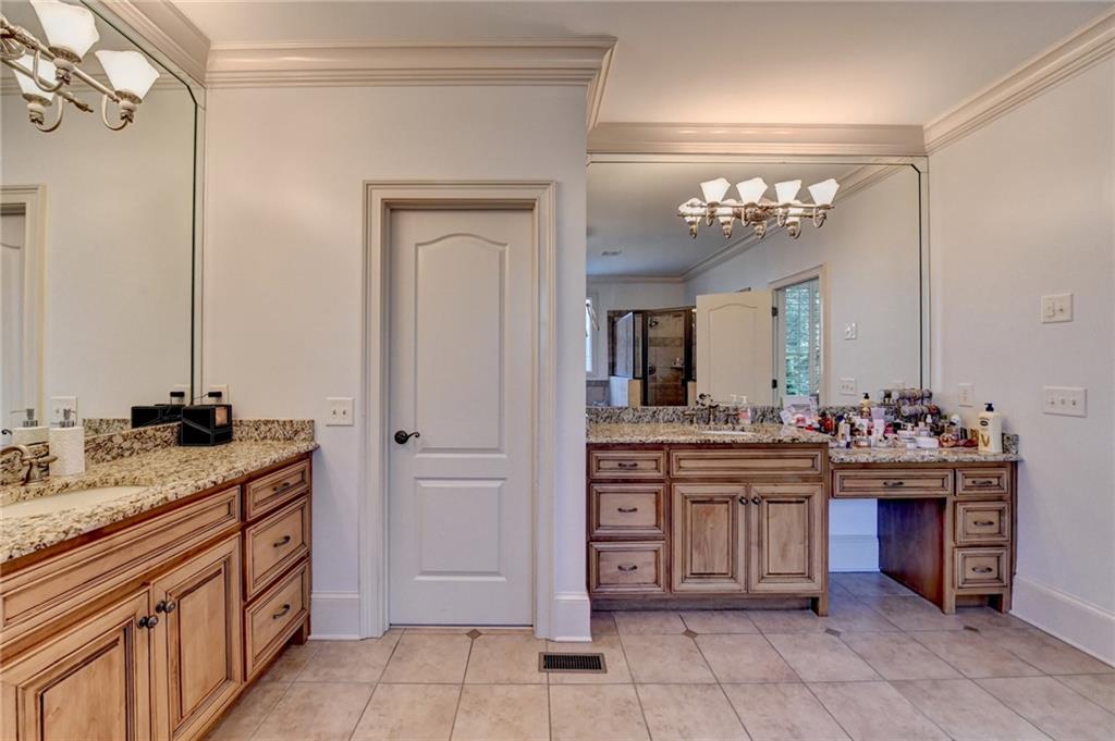 2996 Walkin Horse Trail, Buford, Georgia image 37