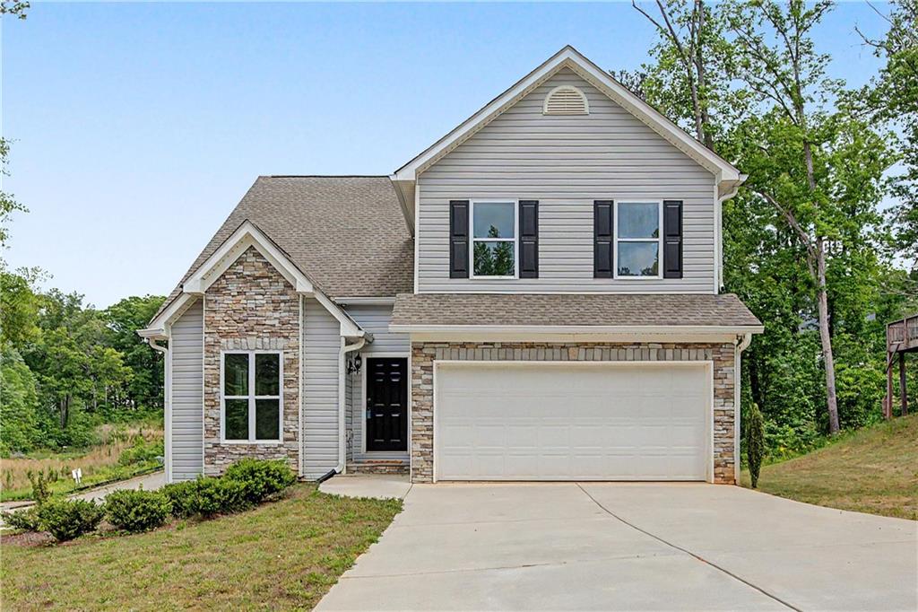 102 Woodside Court