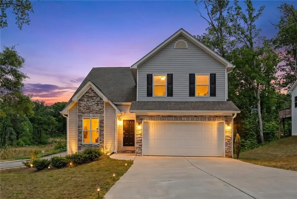 102 Woodside Court