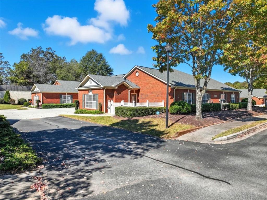 119 Holiday Road 201