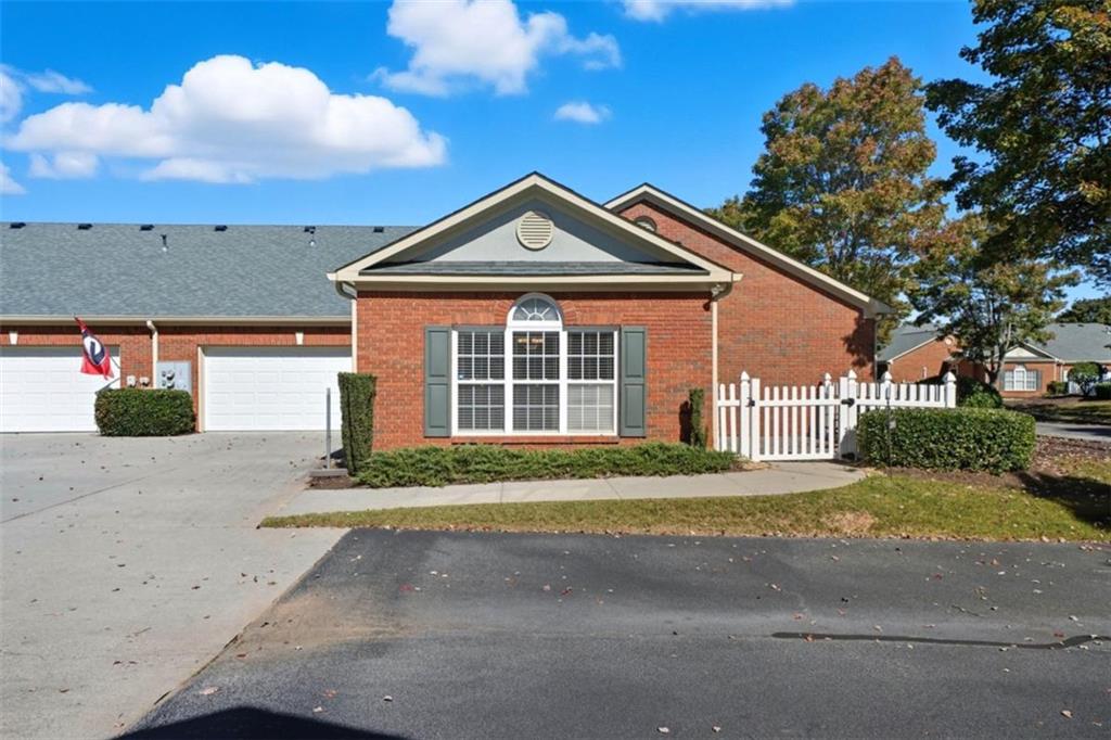 119 Holiday Road 201