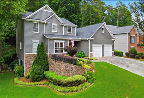 Homes For Sale - 717 Parkside Drive<br/> Woodstock, GA 30188