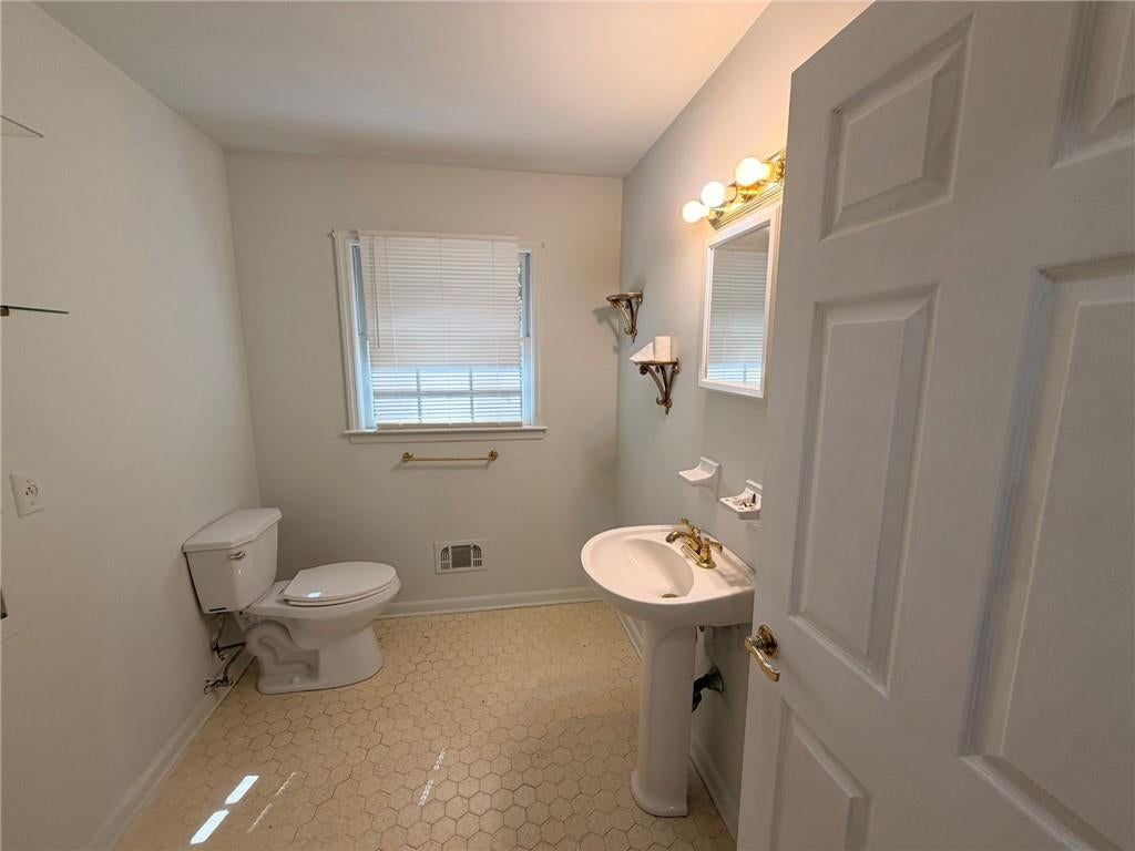2878 Pine Valley Circle