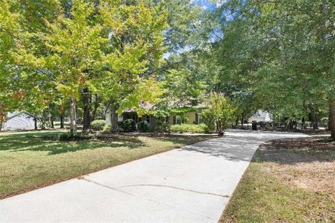 A home in Mcdonough