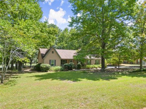 A home in Mcdonough