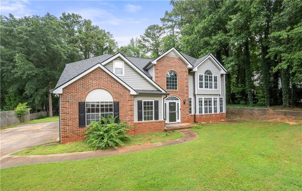 502 Fallside Ct