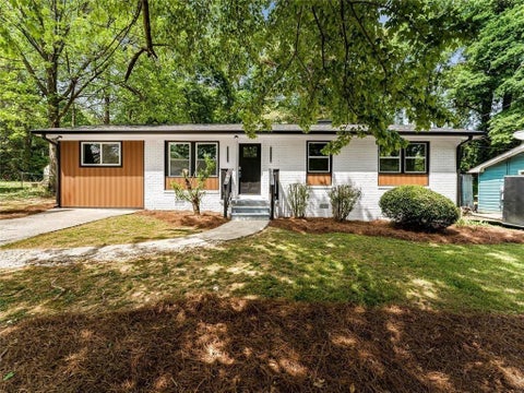 Homes For Rent - 454 Oak Drive<br/> Atlanta, GA 30354