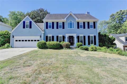 Homes For Sale - 728 Flowers Crossing<br/> Lawrenceville, GA 30044