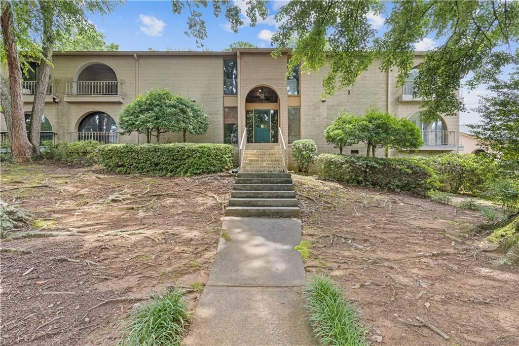 3236 Henderson Mill Road Unit 1, Chamblee, GA, 30341