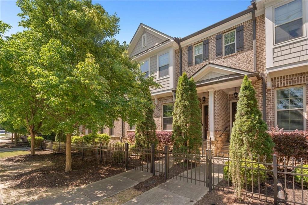 1820 Stephanie Trail