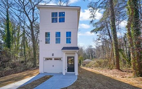 Homes For Sale - 3213 Mchenry Avenue<br/> Scottdale, GA 30079