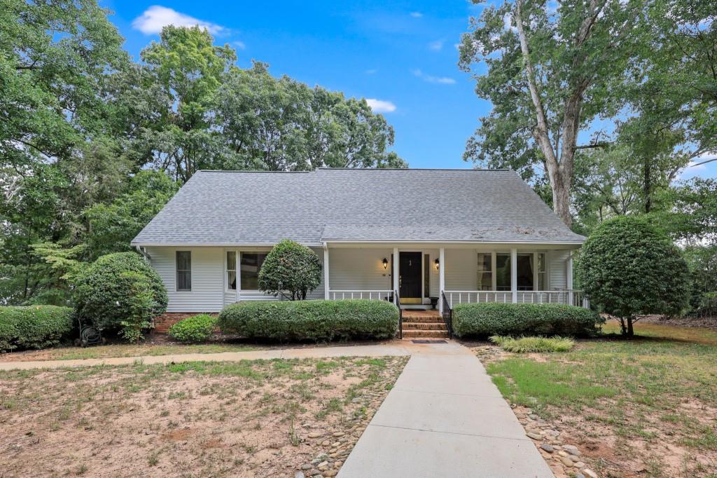 2585 Bridgewater Circle