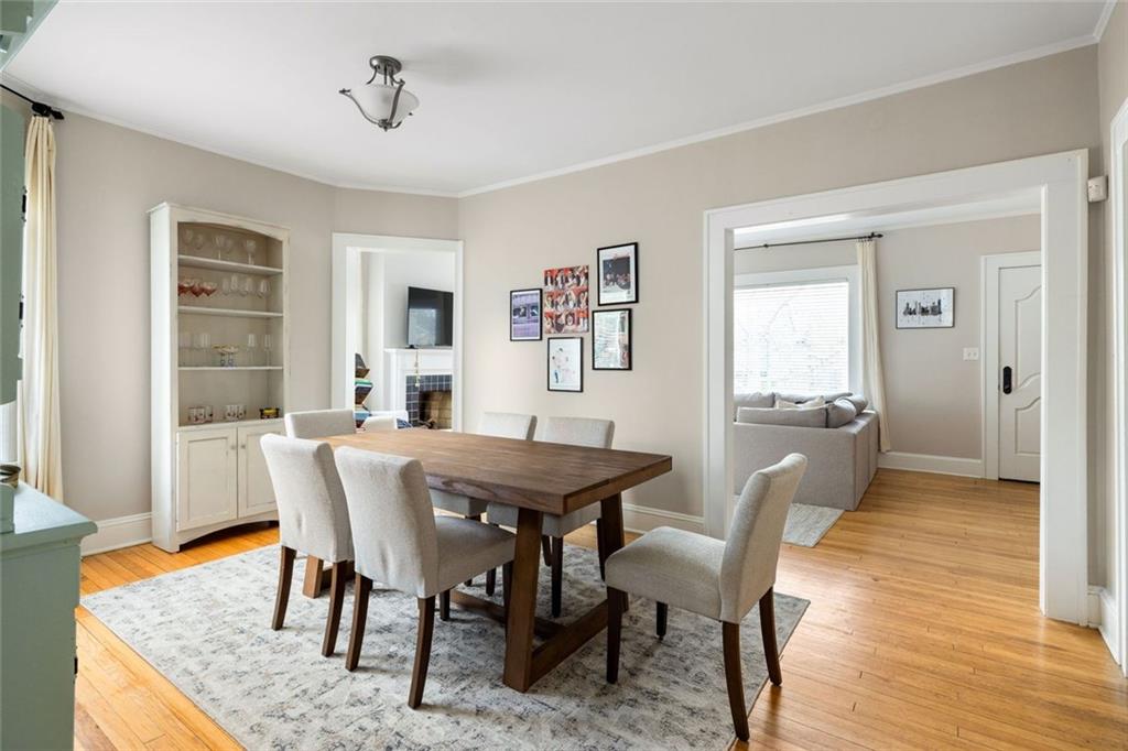 512 Hardendorf Avenue NE