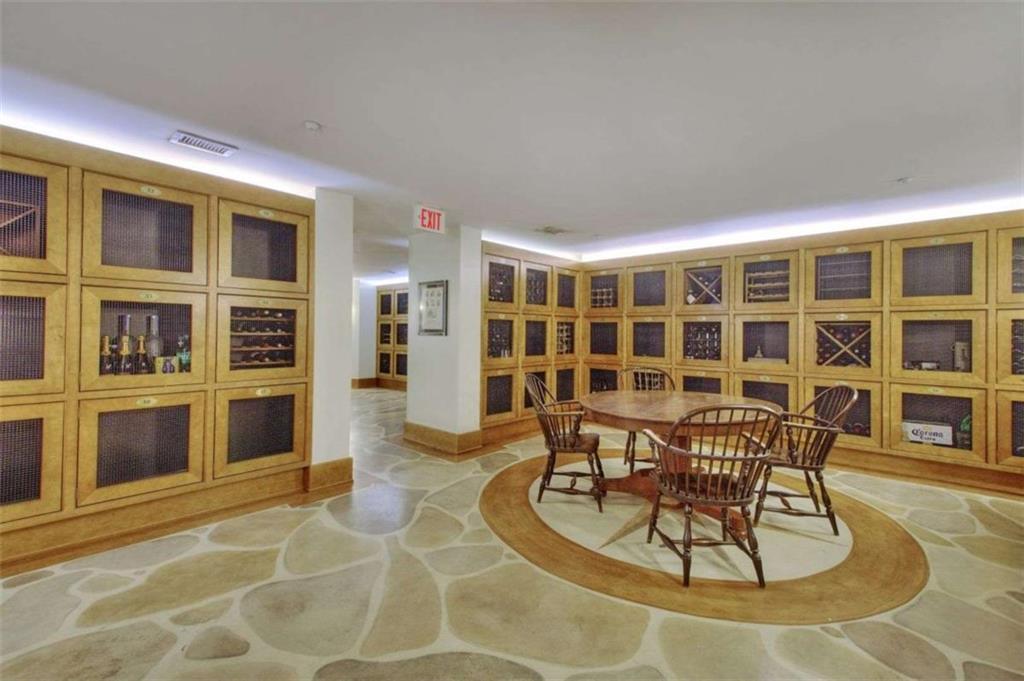 Park Regency - Residential