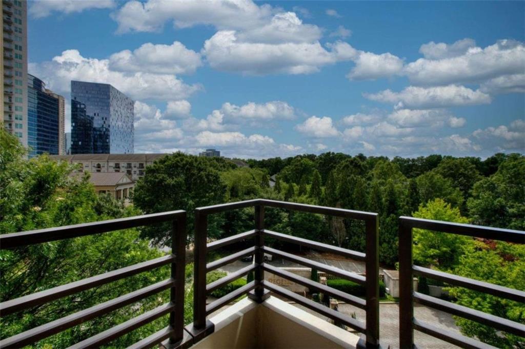 Park Regency - Residential