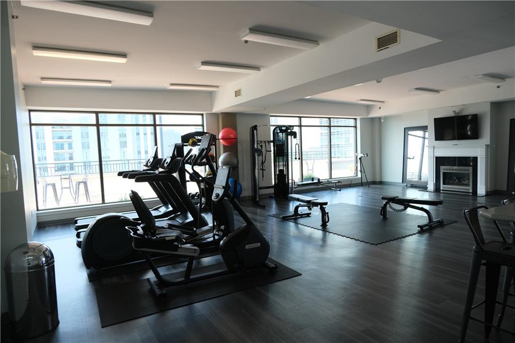 115 W Peachtree Place #709, Atlanta, Georgia image 32