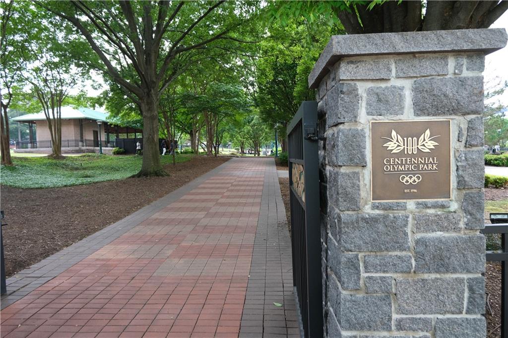 115 W Peachtree Place #709, Atlanta, Georgia image 35